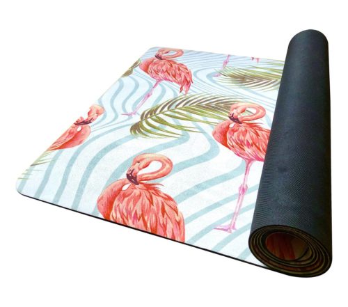 Yogamåtte med flamingo mønster